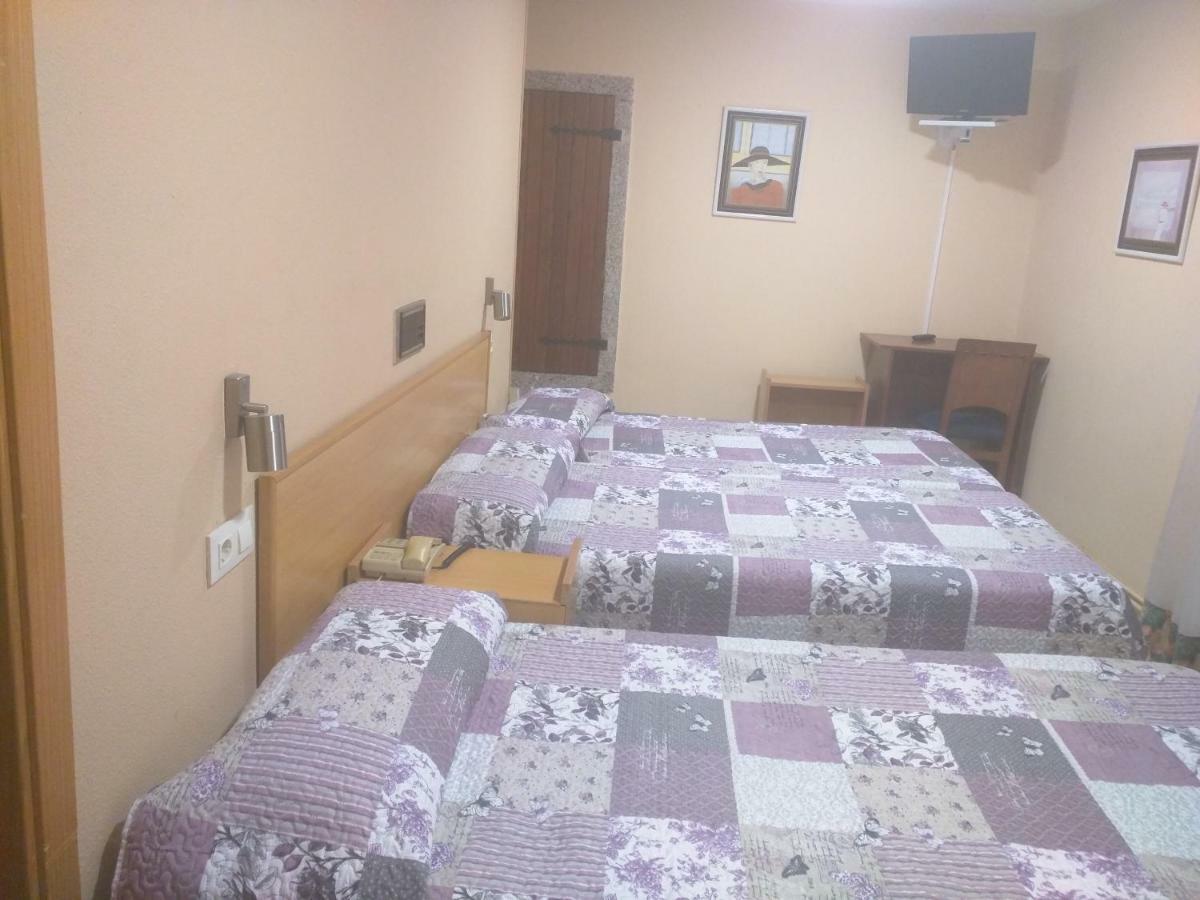 Hostal San Paio Lavacolla Eksteriør bilde